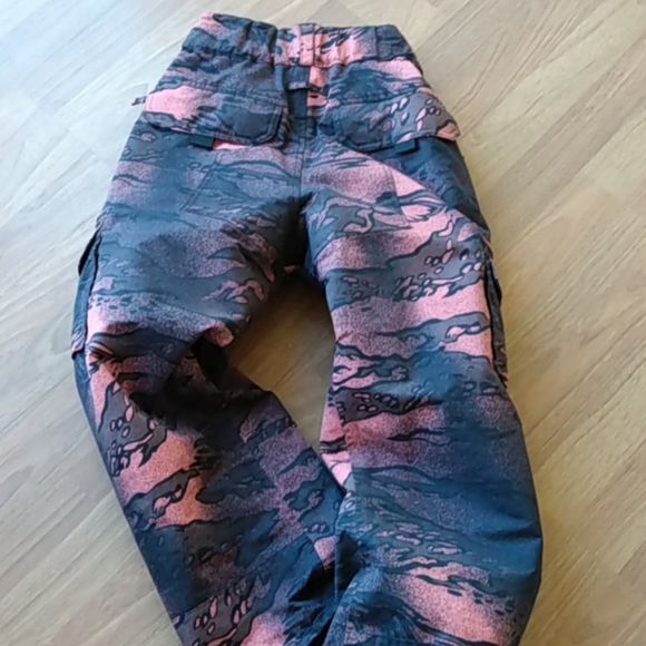 Iceburg Ski Pants - Picture 3 of 7